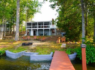 530 Pinewood Shores Road, Wakefield, NH 03830