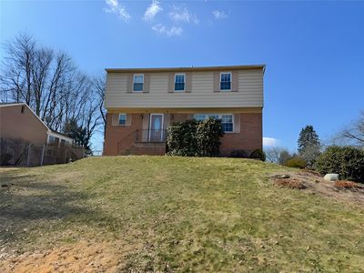 8612 E Barkhurst Dr, Pittsburgh, PA, 15237