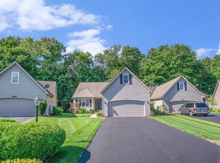 1441 S Lake George Dr, Mishawaka, IN 46545