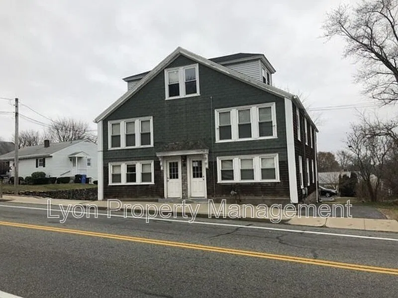 2 bed, 1.0 bath, 1100 sqft, $1,895 — Photo 1