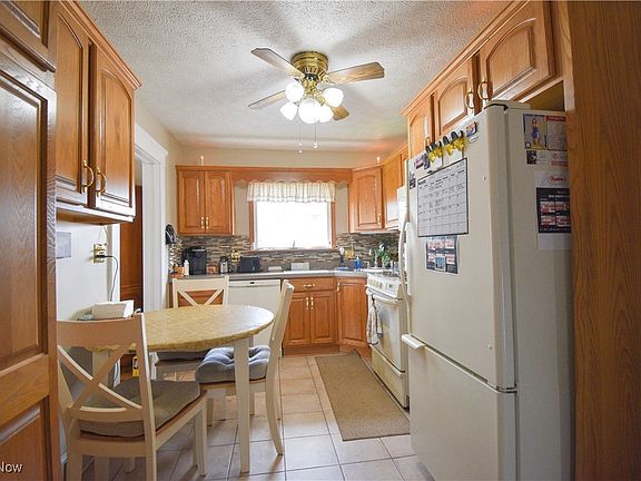 4th image of 1175 McMyler St NW