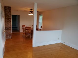 6 Crabapple Ln FLOOR 2, Watervliet, NY 12189