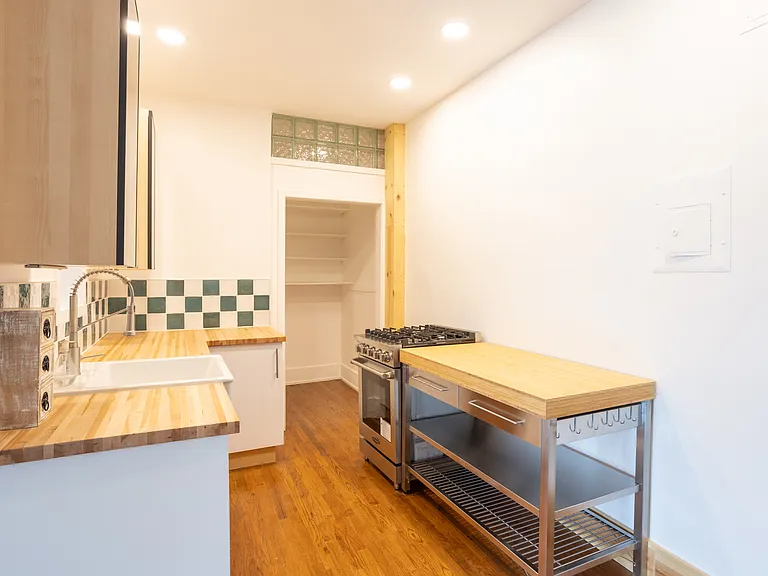 1421 N Pennsylvania St #37 — Photo 9
