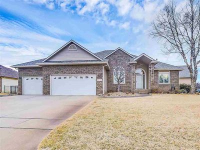 1251 N North Shore Ct, Wichita, KS, 67212