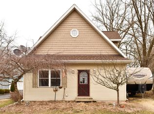 4200 Orange St, Delavan, WI 53115