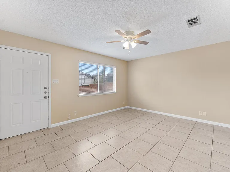 3404 Willowrun Cv #A — Photo 6
