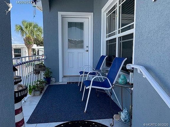 3rd image of 957 Nettles Blvd