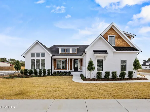 625 Waterstone Drive, Wilmington, NC 28411