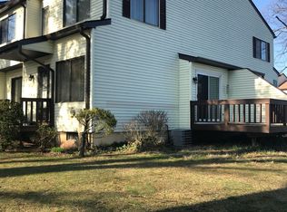 221 Cypress Rd UNIT 221, Newington, CT 06111