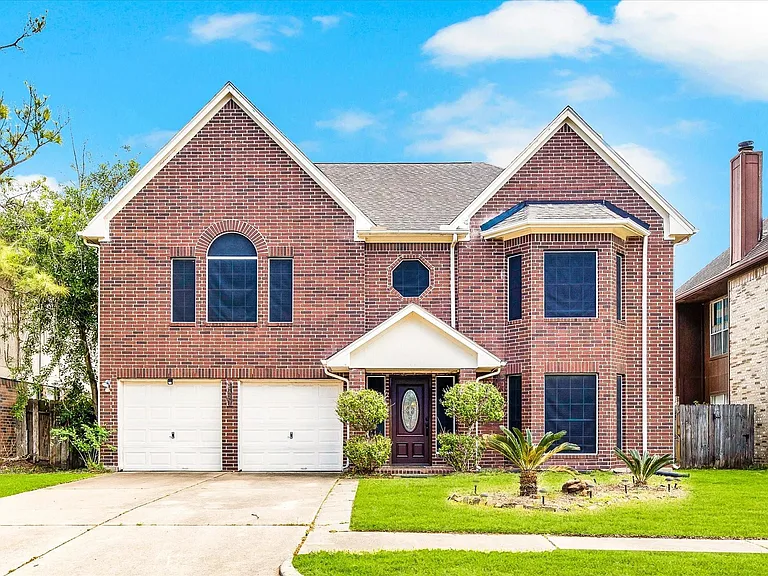 16423 Ash Point Ln — Photo 1