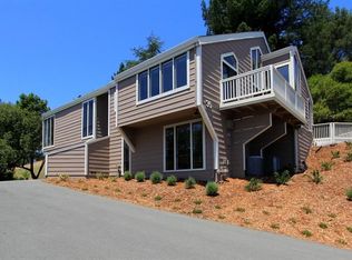 35 Charles Hill Cir, Orinda, CA