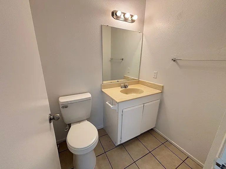 38729 11th St E #3 — Photo 10