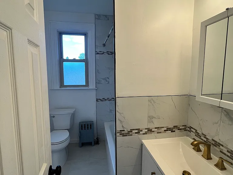 30 Coram St #2 — Photo 11