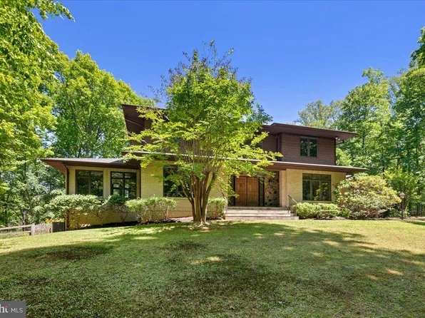 7974 Pinnacle Ridge Dr, Manassas, VA 20112