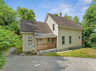 74 Pleasant St, Barre, VT 05641