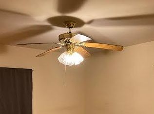 1613 W Governor St, Springfield, IL 62704