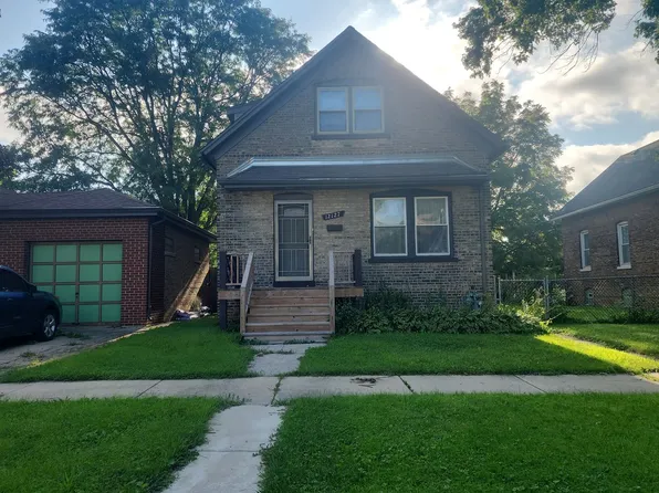 12127 Greenwood Ave, Blue Island, IL 60406