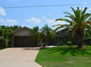 2204 SE 14th St, Cape Coral, FL 33990