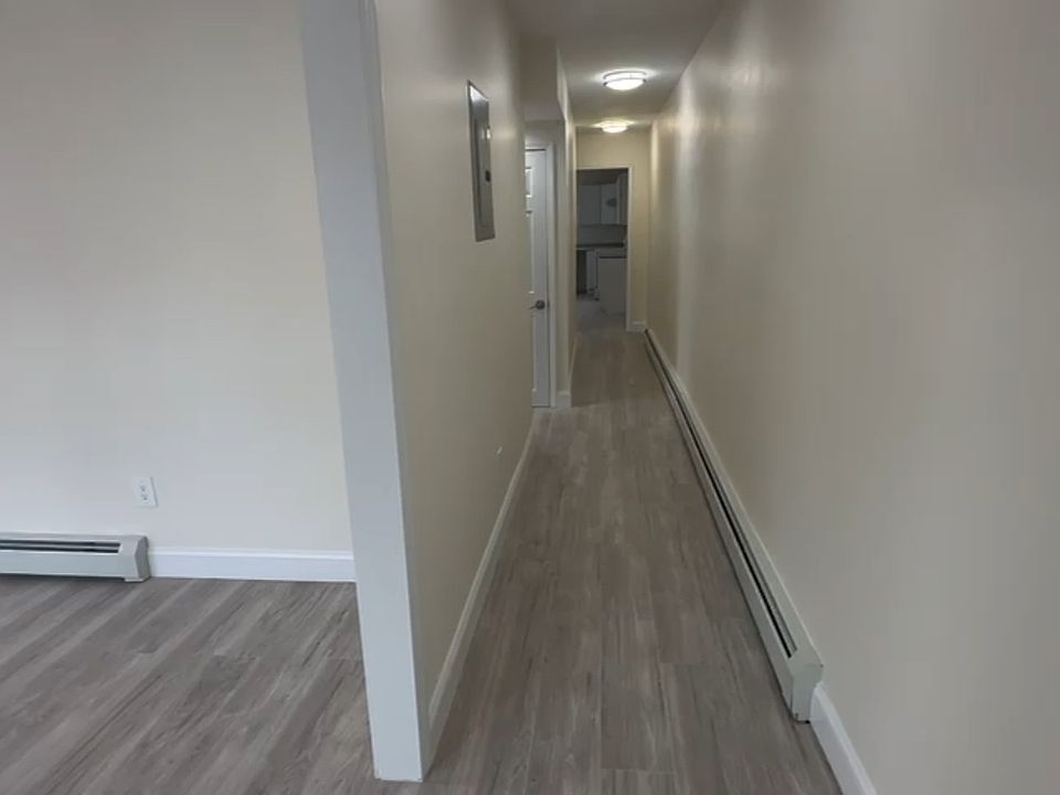 1st image of 3216 Fairmount Ave #1