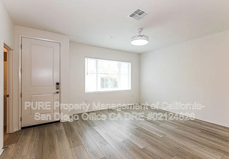 335 Sweet Pl — Photo 4