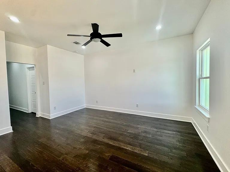 6926 Paris St #B — Photo 3