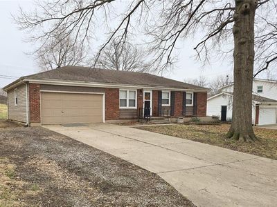 16824 E 31st St S, Independence, MO, 64055