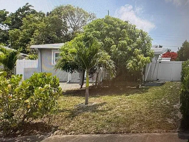 4161 NW 11th Ave