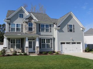 808 Chapel Hill Dr, Chesapeake, VA 23322