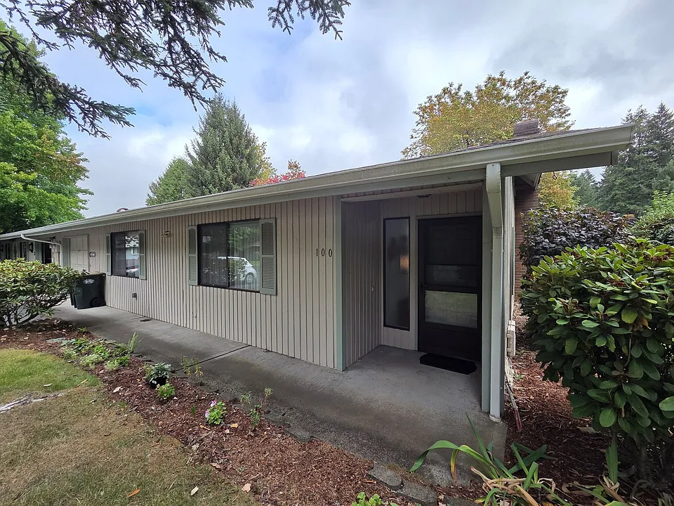 3300 Carpenter Rd SE #100