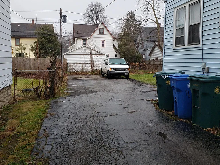 767 Arnett Blvd — Photo 32