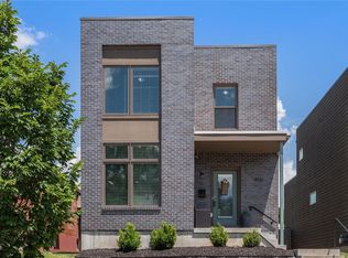 4141 McRee Ave, Saint Louis, MO 63110