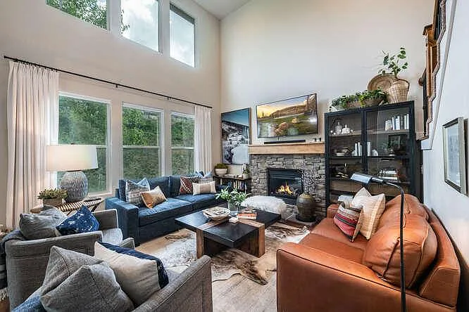 13281 N Alexis Dr — Photo 2