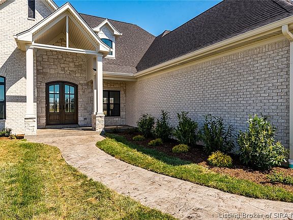5th image of 1811 Augusta Boulevard Lot #151
