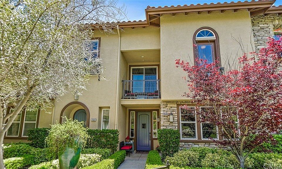 1st image of 28565 Herrera St