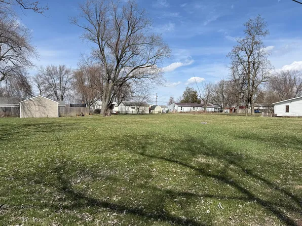 866 Adams St, Marion, OH 43302