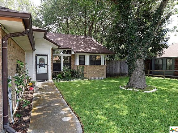 3rd image of 1403 Daude Ave