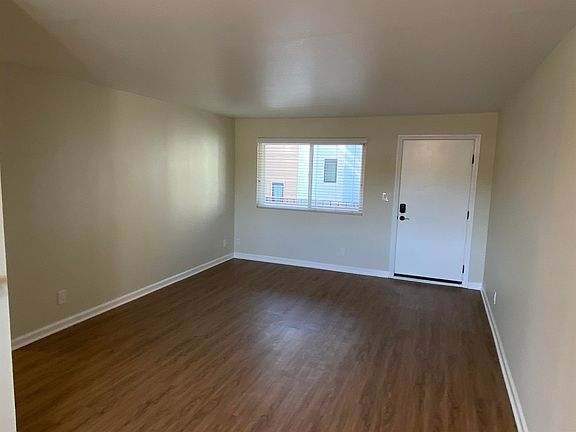 3rd image of 246 W Alamar Ave APT 7