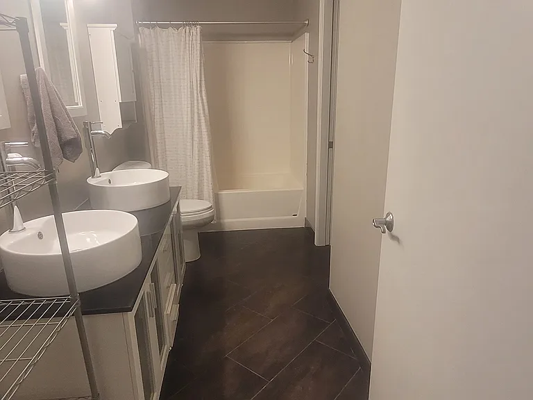 111 E Franklin Ave #109 — Photo 8