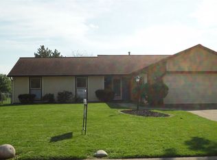 6032 Millhollow Ln, Fort Wayne, IN 46815