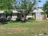 1st image of 119 W Tinsley Dr