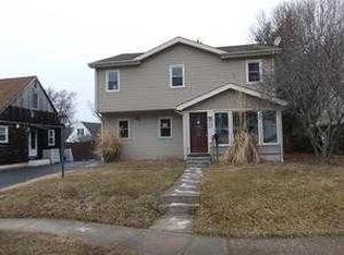 17 Ridgley St, Mount Holly, NJ 08060