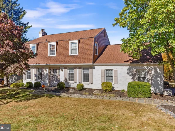 1 Berkshire Dr, Wayne, PA 19087