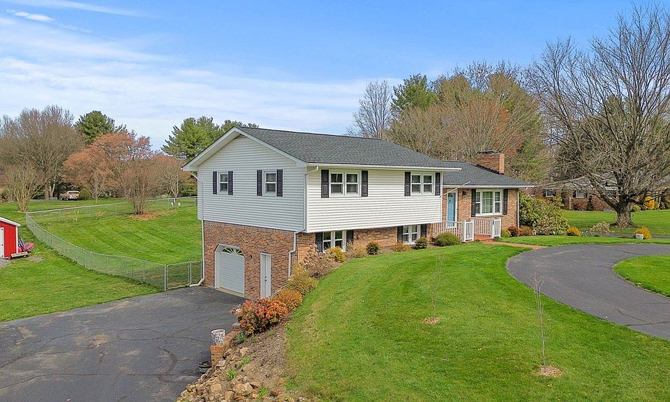 19763 McCray Dr, Abingdon, VA 24211 Zillow