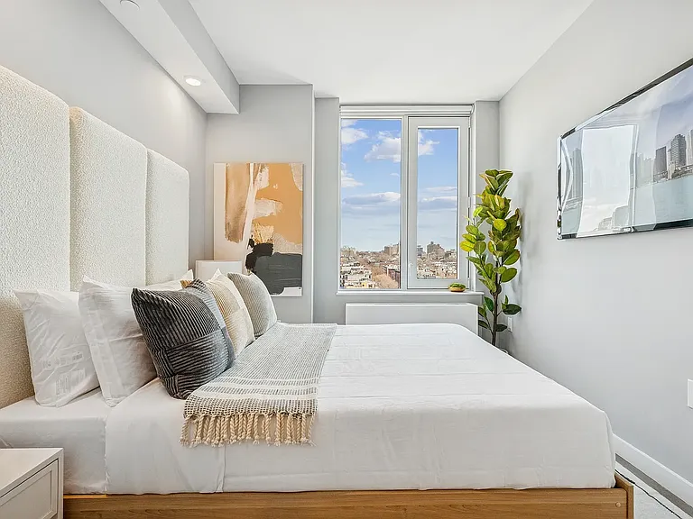 336 Douglass St #3L — Photo 5