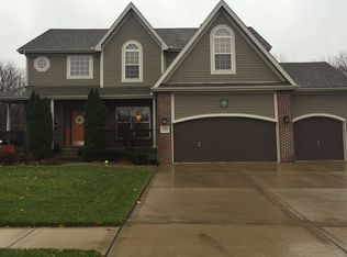 1805 Parkside Dr, Liberty, MO 64068