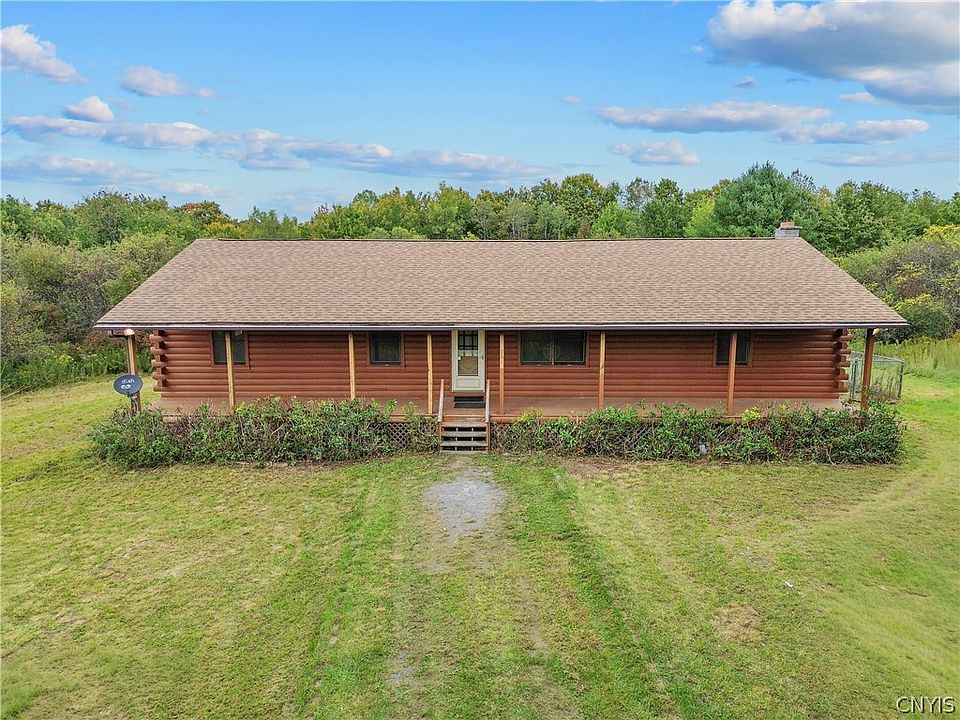 1st image of 788 Centerville Rd