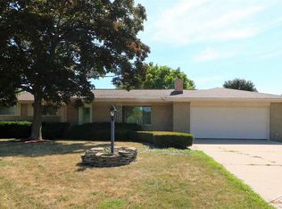 2910 Badger Pl, Saginaw, MI 48603