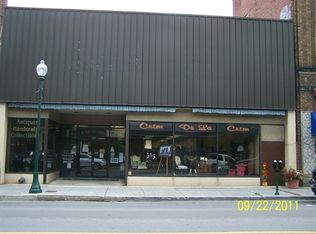 137 N Queen St, Martinsburg, WV 25401