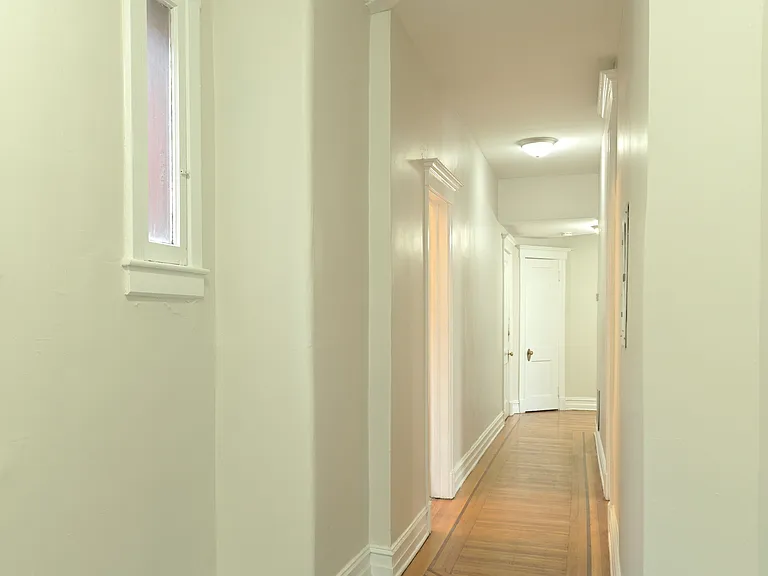 1478 Saint James Ct #5 — Photo 17