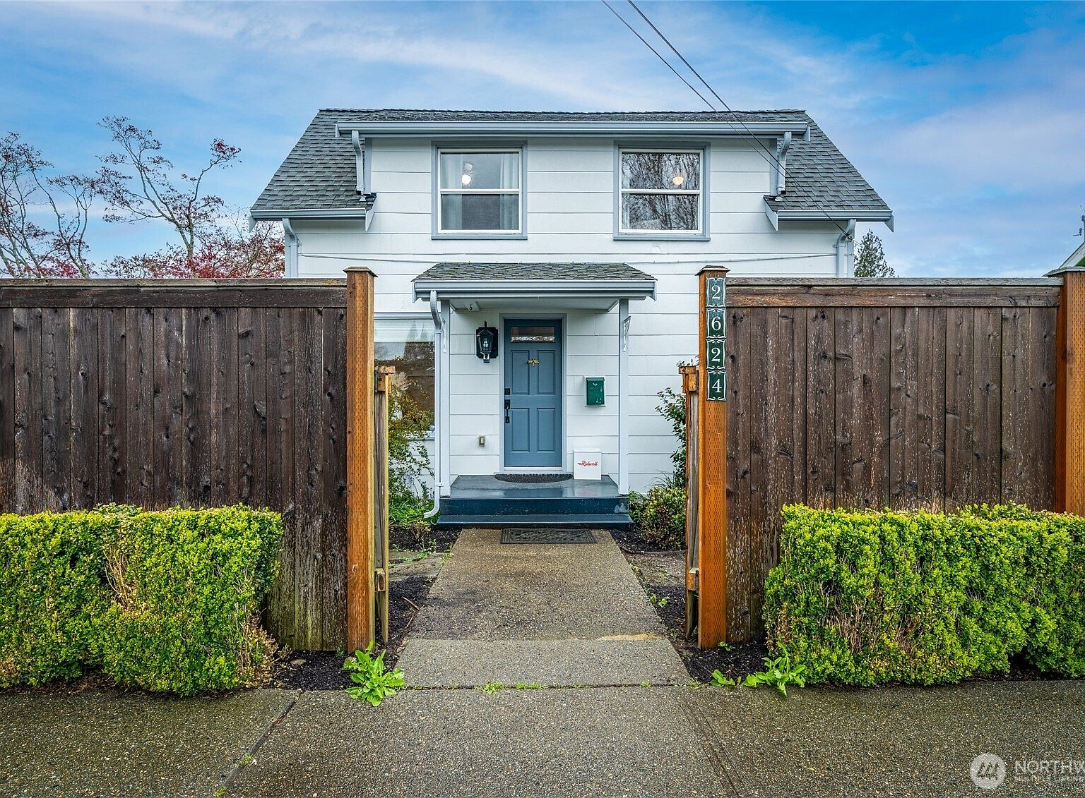 2624 NW 85th Street, Seattle, WA 98117 | Zillow